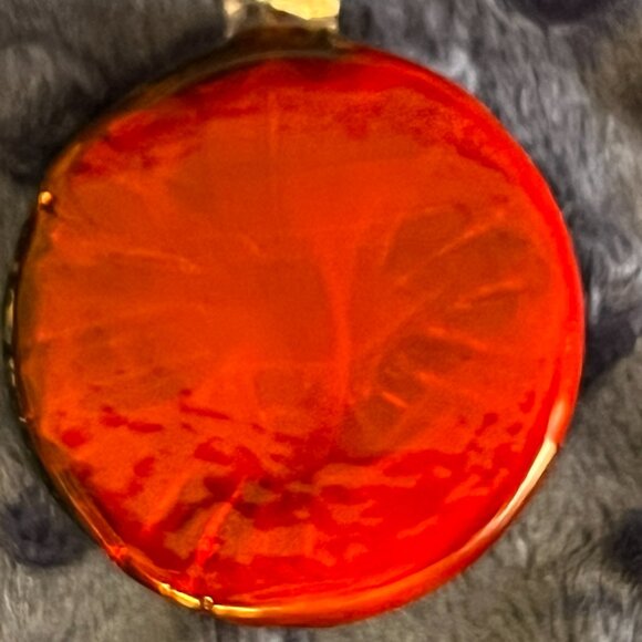 3D Conch‑Inspire Lampwork & Dichroic Glass Pendant - Picture 3 of 9